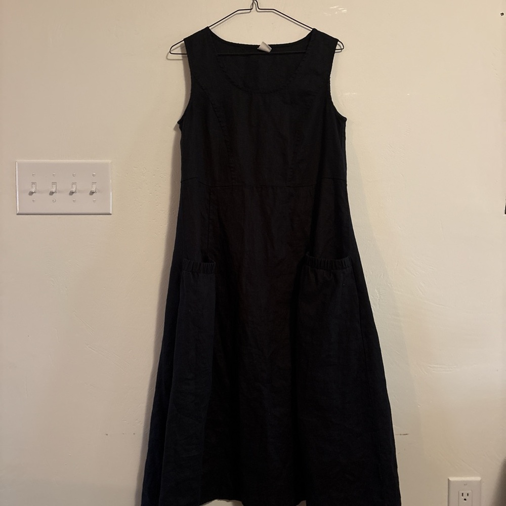 100% linen black dress 🖤